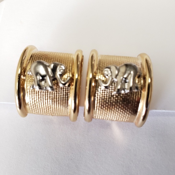 Silver-Gold Tone Elephant Clip Earrings .75" - Picture 3 of 8